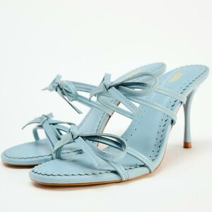 HEELED SANDALS WITH BOWS